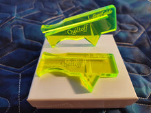 Load image into Gallery viewer, Needle guider. Longarm needle setting/positioning tool.

