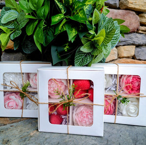 Soap gift box, Poinsettia flowers