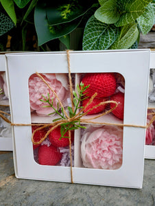 Soap gift box, Poinsettia flowers