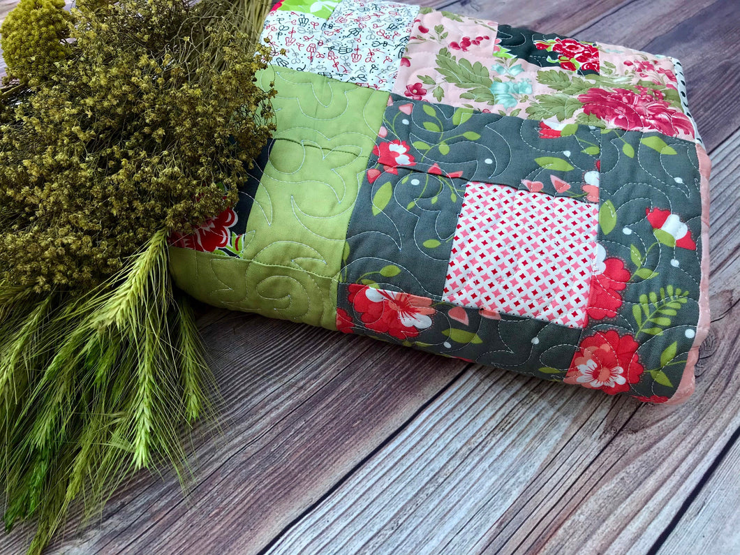 Available now: Granny Square baby quilt